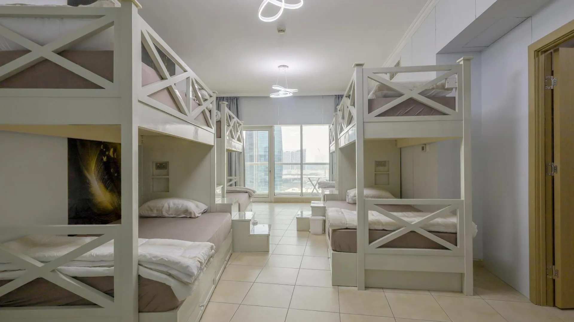 Apartment In Downtown 1B Of 4Beds Female1Of 8Beds Male1213 Dubai United Arab Emirates