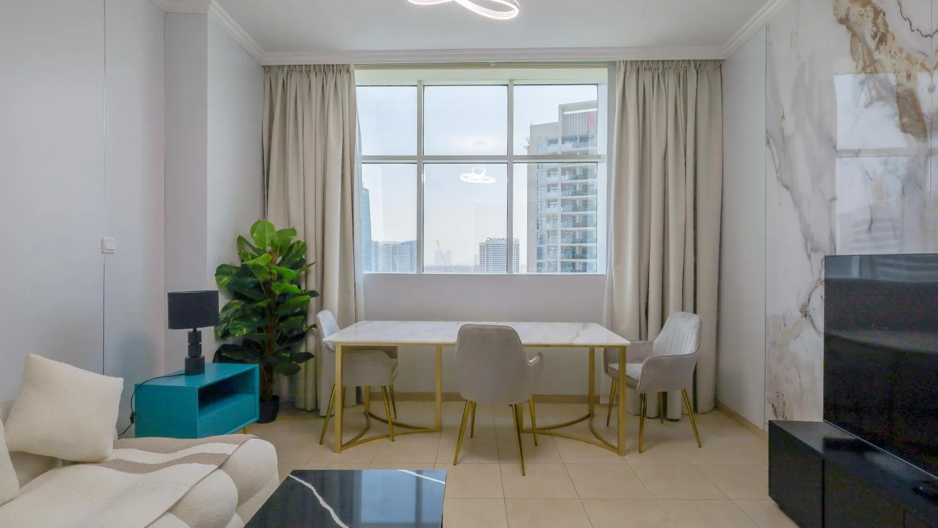 Apartment In Downtown 1B Of 4Beds Female1Of 8Beds Male1213 Dubai