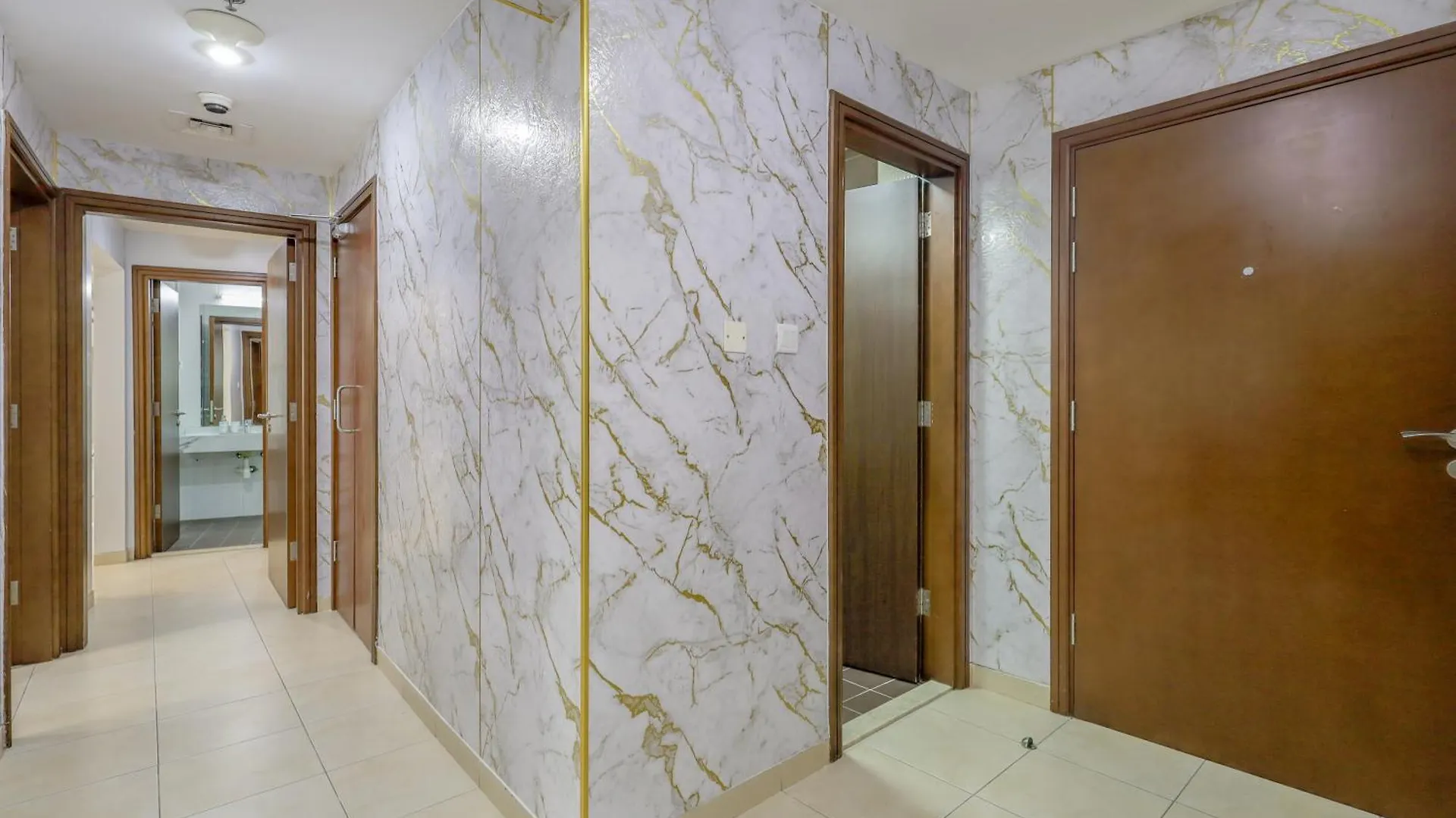 Apartment In Downtown 1B Of 4Beds Female1Of 8Beds Male1213 Дубай